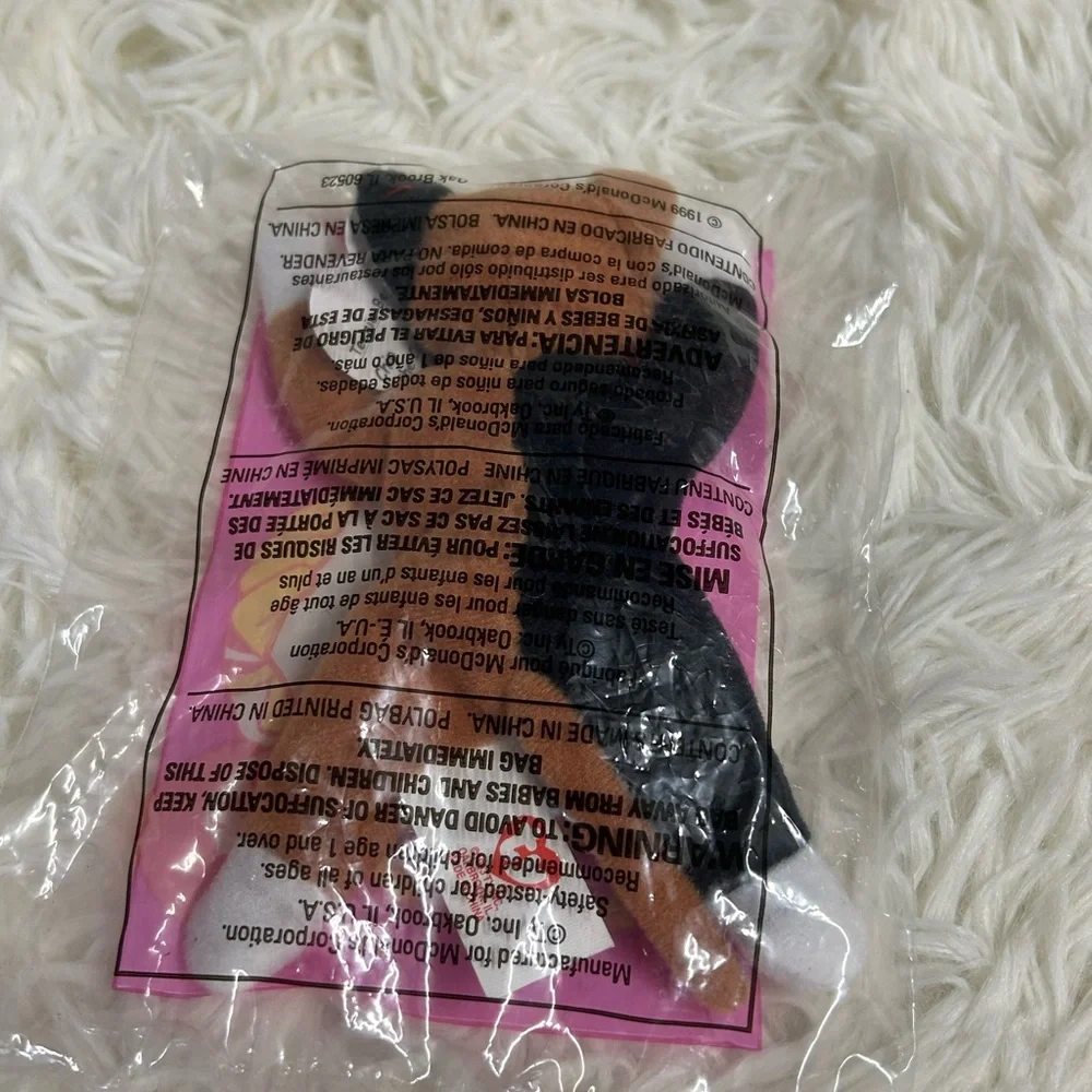 Ty Chip the Cat Toy - Pink Packaging